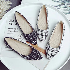 Autumn New Women’s Casual Plaid Loafers (Soft Sole)