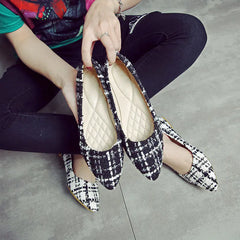 Autumn New Women’s Casual Plaid Loafers (Soft Sole)