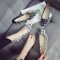 Autumn New Women’s Casual Plaid Loafers (Soft Sole)