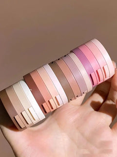 Three-Layer Earth Color Eyeshadow with Mirror