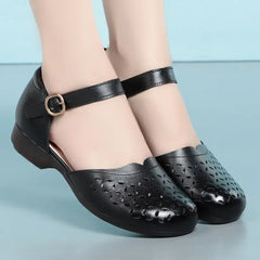 Hollow Rock Carved T-Shaped Sandals