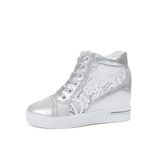 Women's Breathable Lace-Up Fashion Sneakers